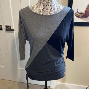 Cache Gray/blk Geometric Blocked Cinched Dolman Sleeve Tunic Top Shirt Size M